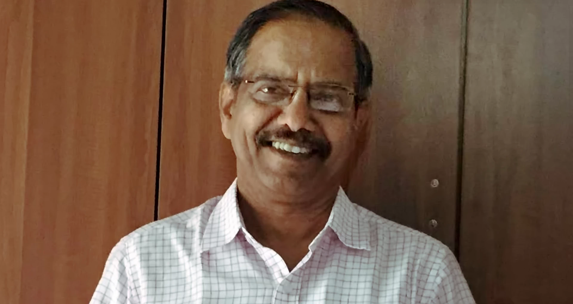 Writer Dr. T.M. Raghu Ram